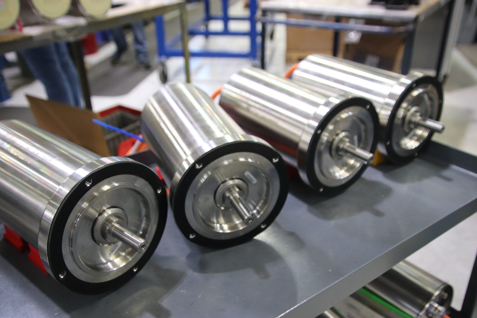 AC vs. DC motors: Choosing the right motor for modern applications | STOBER